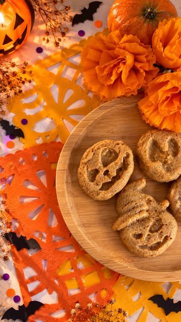 Spooky Muffins de manzana y zanahoria
